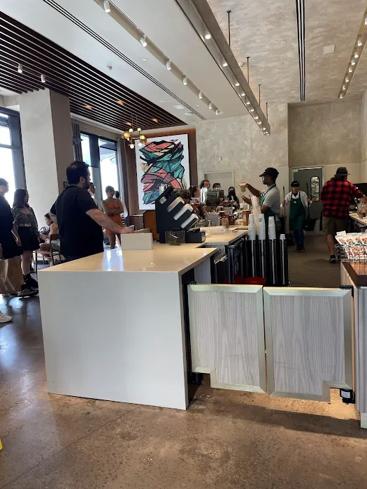 Starbucks Picture 10