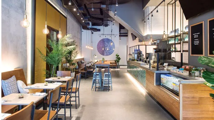 Bluestone Lane Manhattan West Café Picture 7