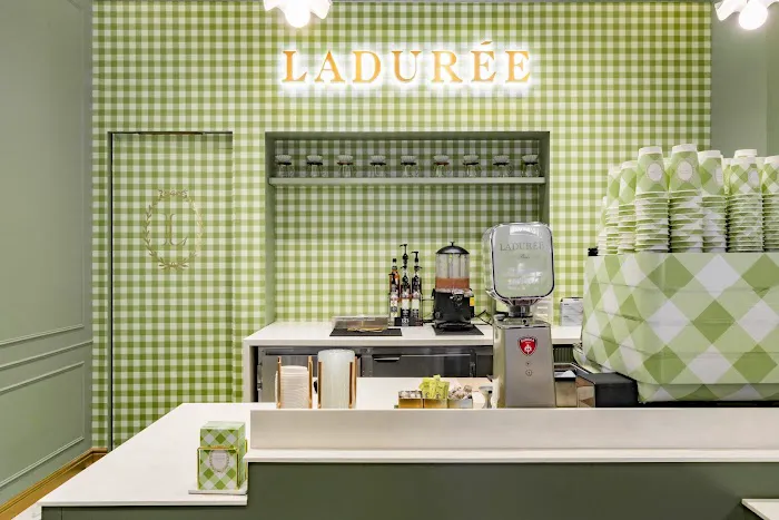 Ladurée Picture 3