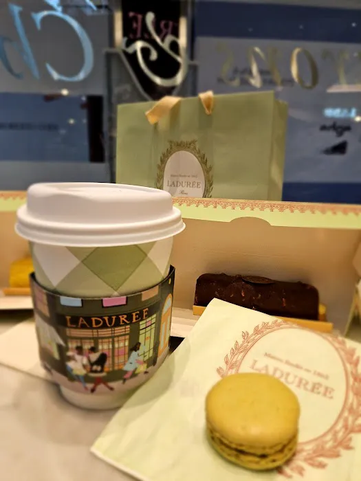 Ladurée Picture 7