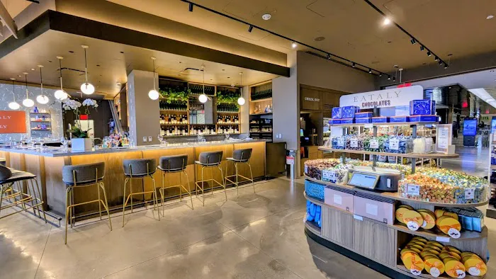 Eataly Caffè - Hudson Yards Picture 4