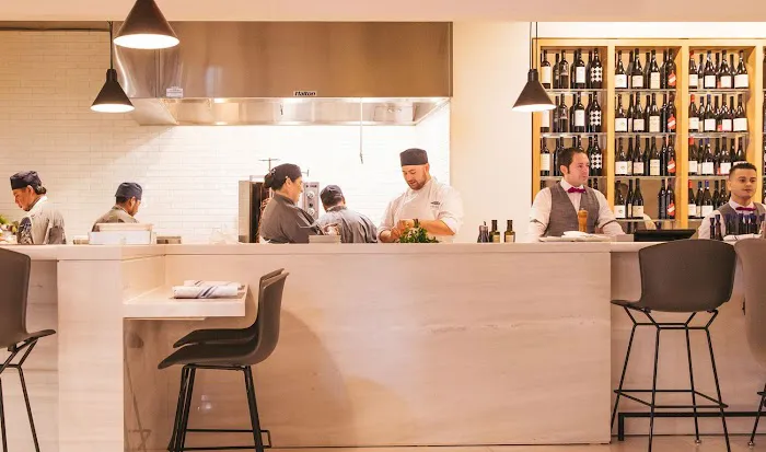 Milos Wine Bar Picture 6