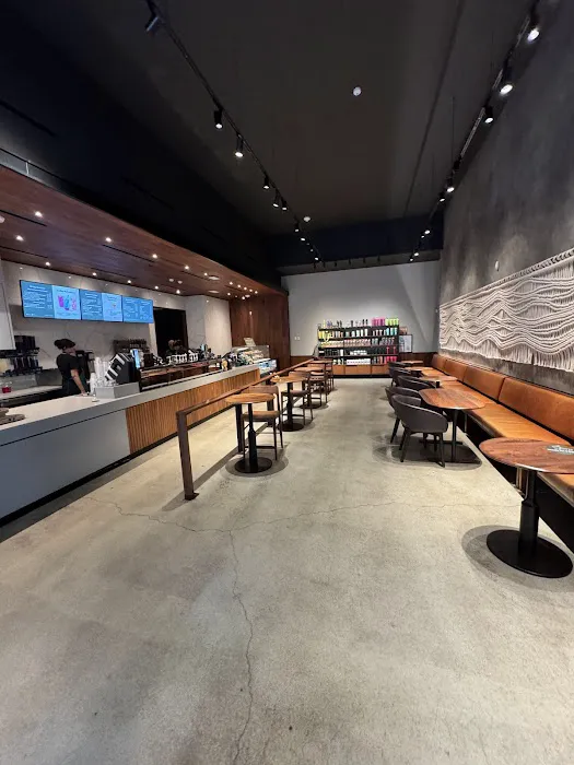 Starbucks Picture 2