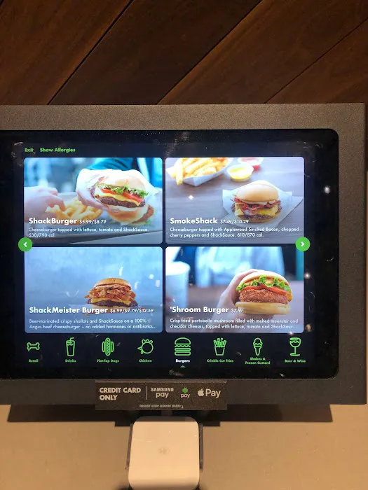 Shake Shack Hudson Yards Picture 6
