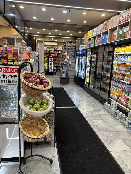 Farmers Deli Picture 5