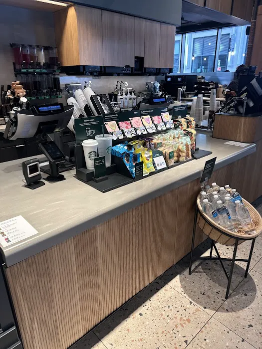 Starbucks Picture 3