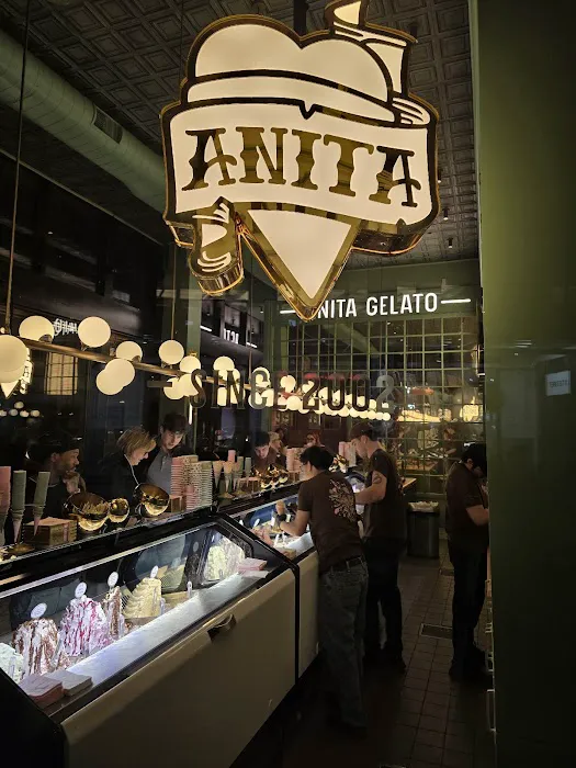 Anita La Mamma del Gelato Picture 9
