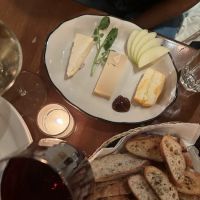 Vin Sur Vingt Wine Bar - NOMAD ico