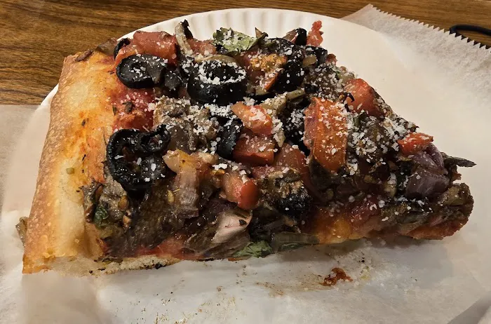 NY Pizza Suprema Picture 3