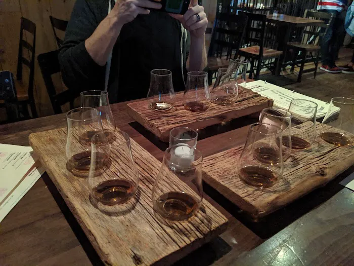 American Whiskey - Midtown Picture 8
