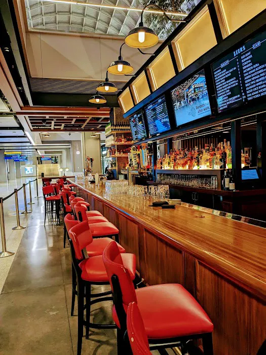 The Bar at Moynihan Picture 2