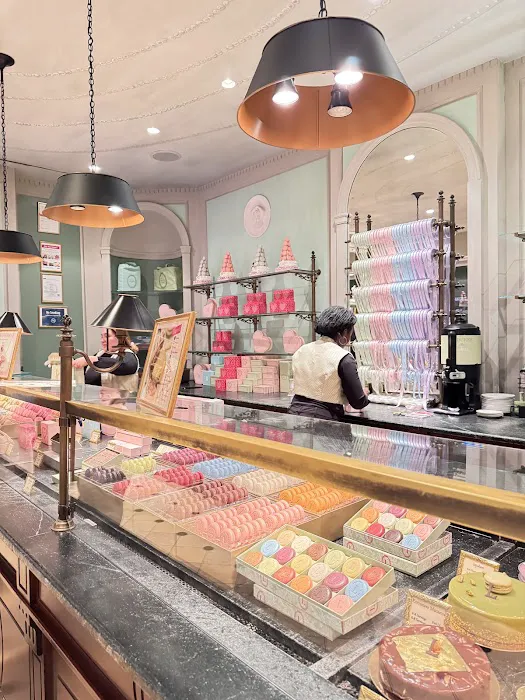 Ladurée Picture 6