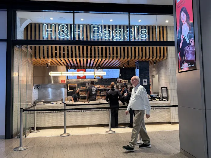 H&H Bagels Picture 3