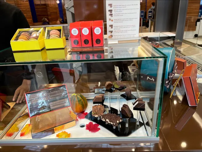 La Maison du Chocolat Penn Station Picture 10