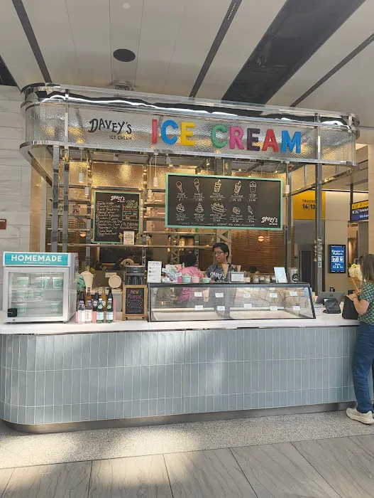 Davey's Ice Cream Picture 2