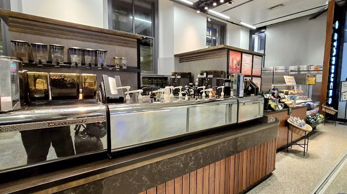 Starbucks Picture 9