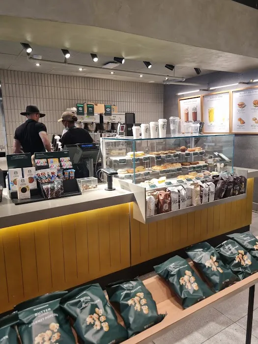 Starbucks Picture 10