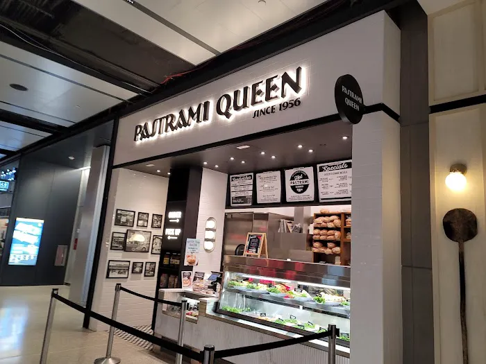Moynihan Food Hall Picture 6