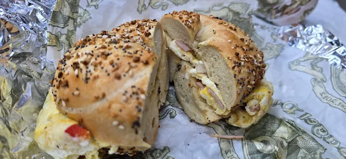 Bagel Pub Picture 7