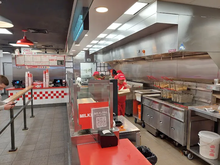 Five Guys Picture 8