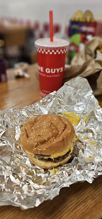 Five Guys Picture 1