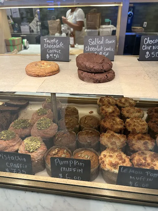 Vesuvio Bakery Moynihan Train Hall Picture 4