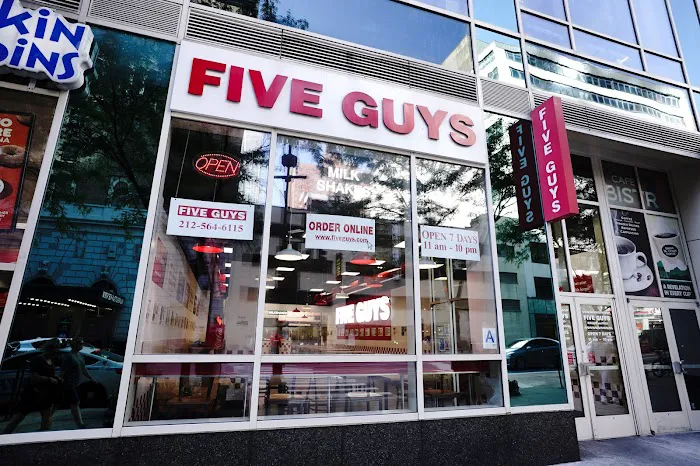 Five Guys Picture 1