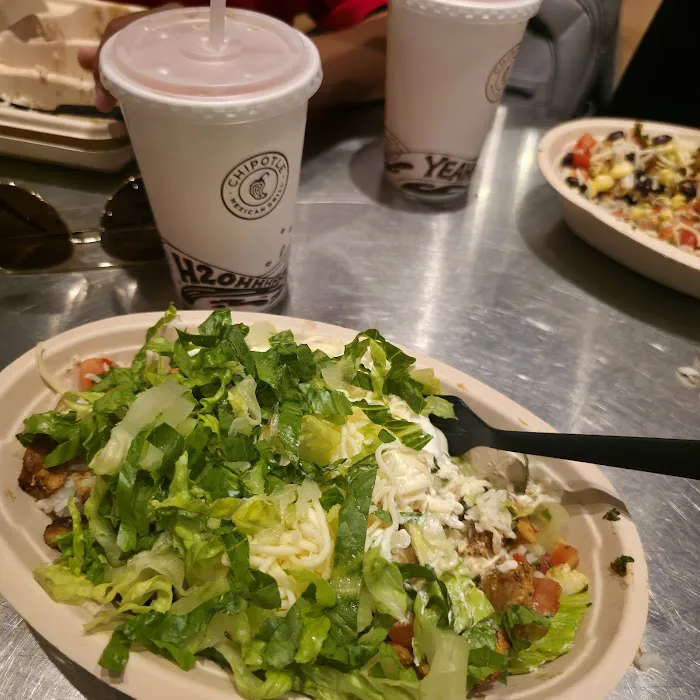 Chipotle Mexican Grill Picture 3