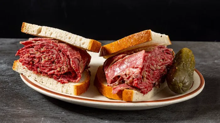 Pastrami Queen Picture 7