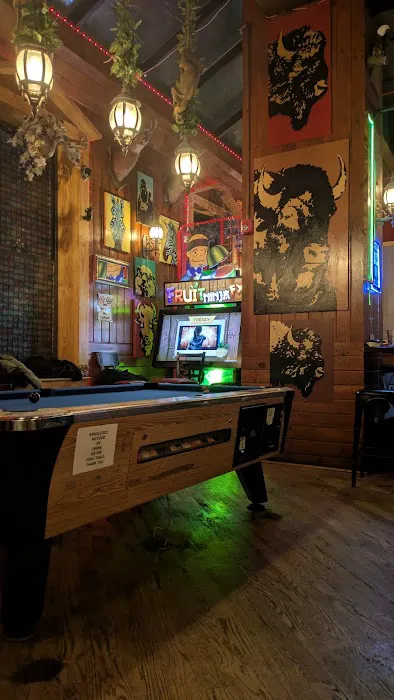 Pioneers Bar NYC Picture 3