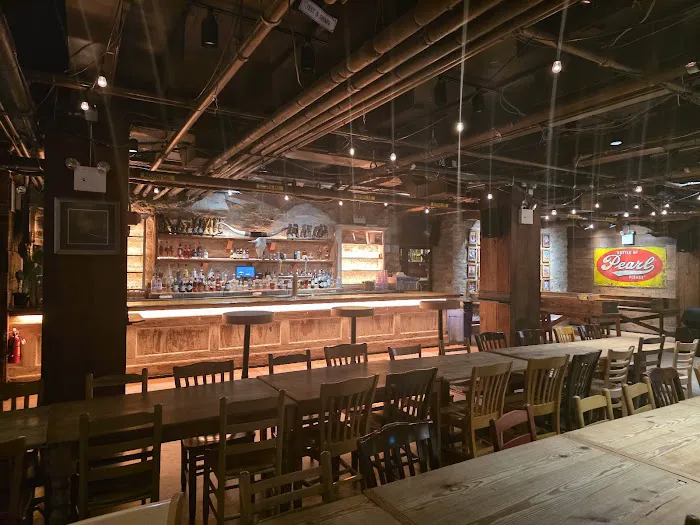 Hill Country Barbecue Market Picture 5