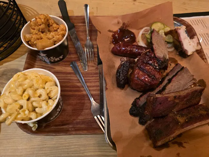 Hill Country Barbecue Market Picture 4