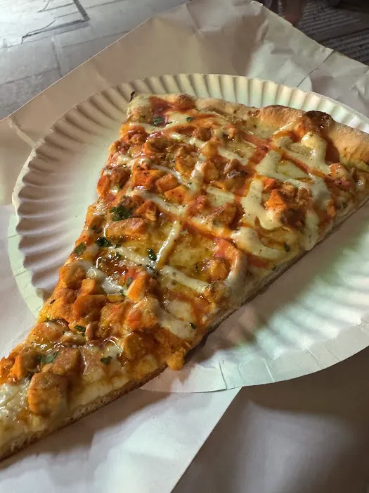 Traditas Pizza Picture 4