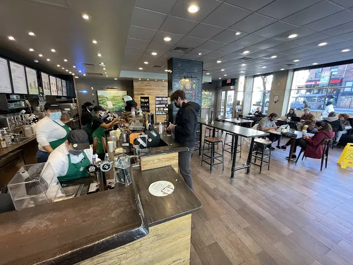 Starbucks Picture 2