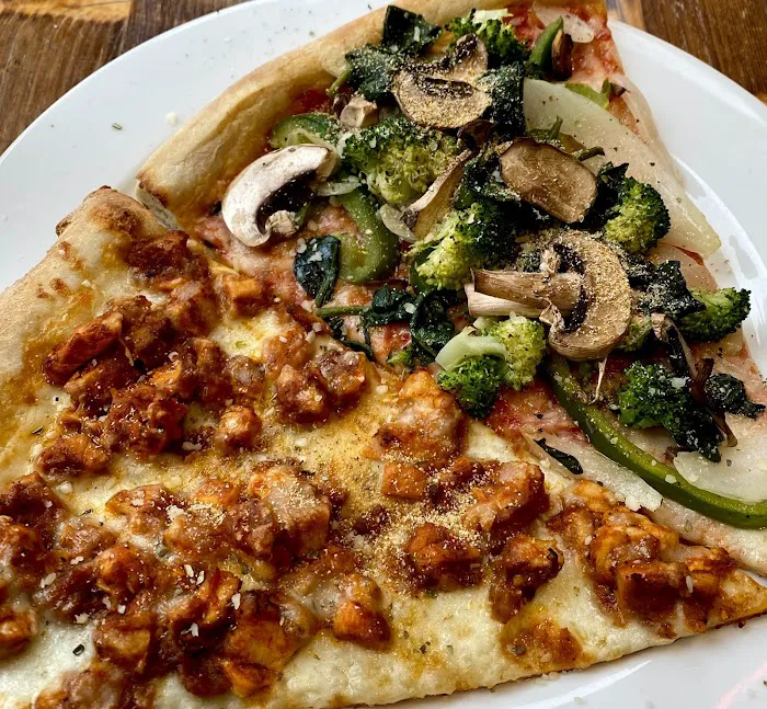 NYC PIZZA KITCHEN Picture 9
