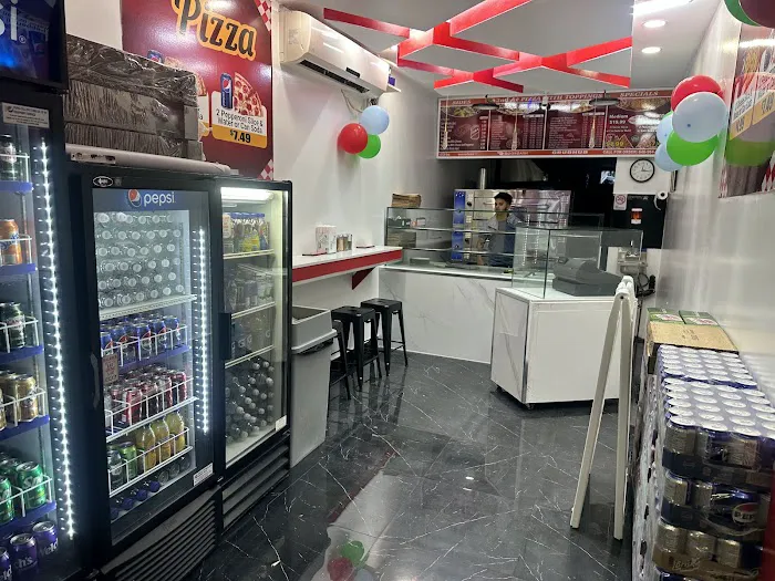 2nd AV PIZZA Picture 10