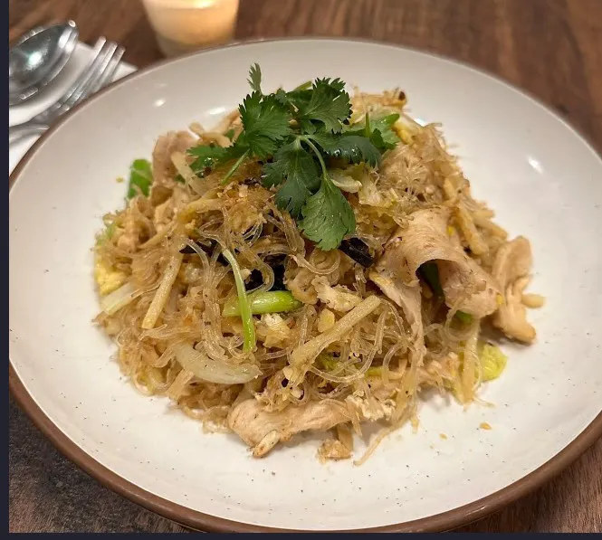 Little Basil Thai Picture 3