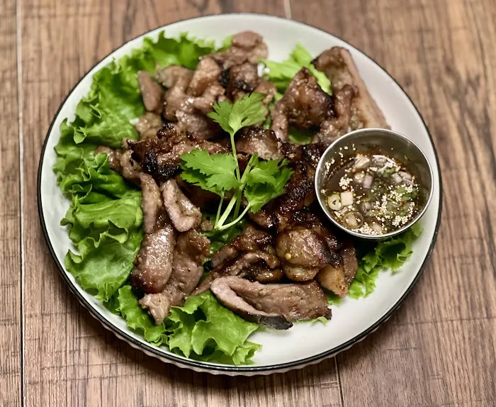 Little Basil Thai Picture 1