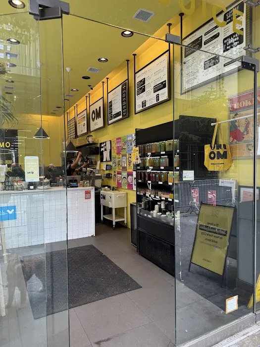 Om Juice Bar Picture 10