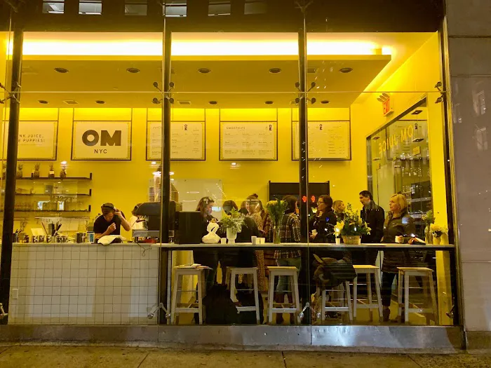 Om Juice Bar Picture 3