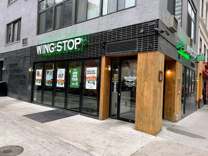 Wingstop Picture 10