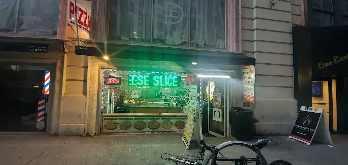 Famous Pizza Picture 9