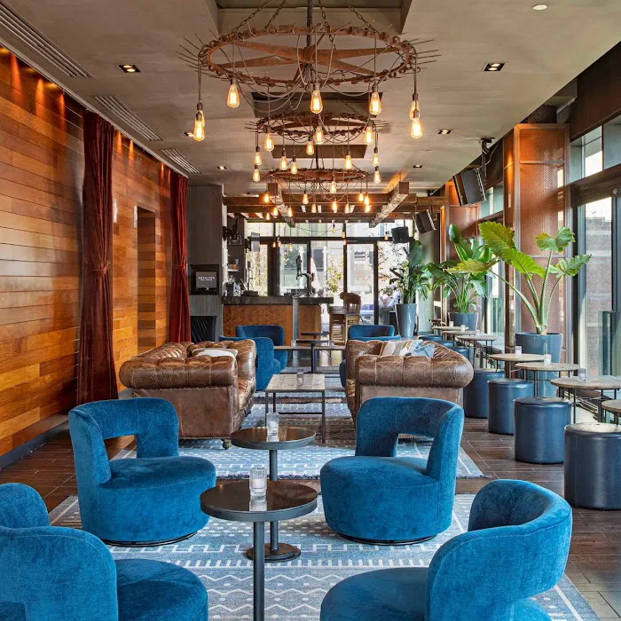 Penthouse on Park Picture 7