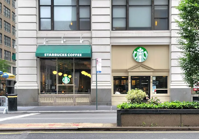 Starbucks Picture 2