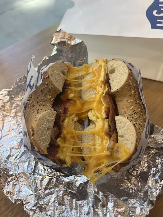 H&H Bagels Picture 10