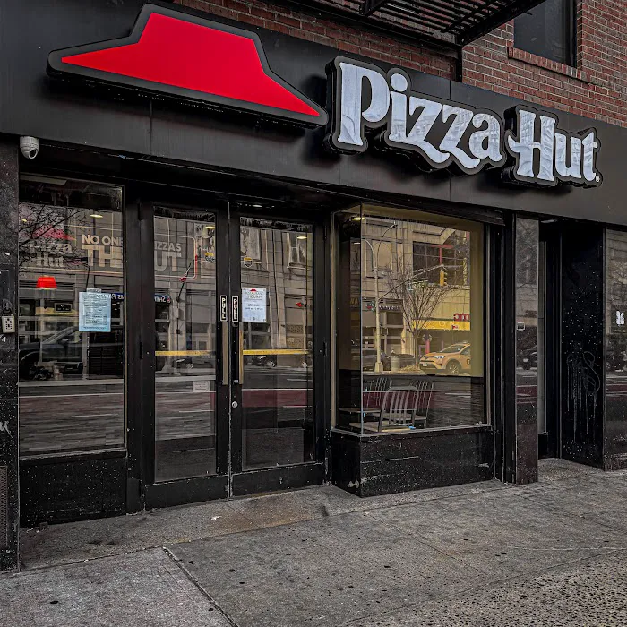 Pizza Hut Picture 7