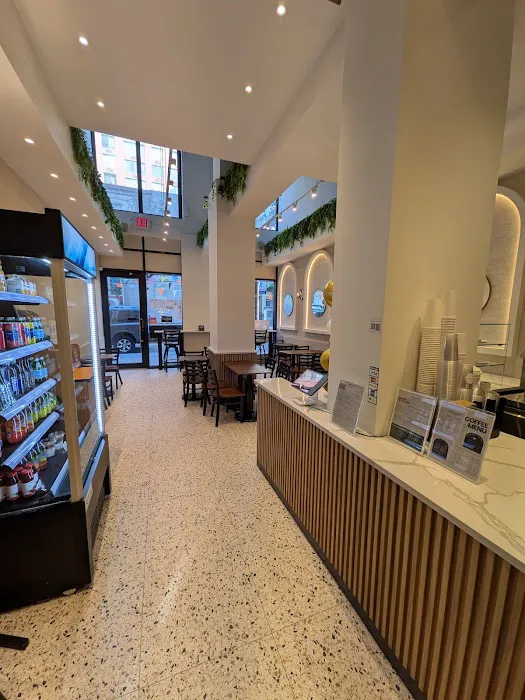 Murray Cafe Picture 4