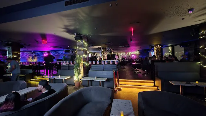 Rooftop Bars NYC Picture 6
