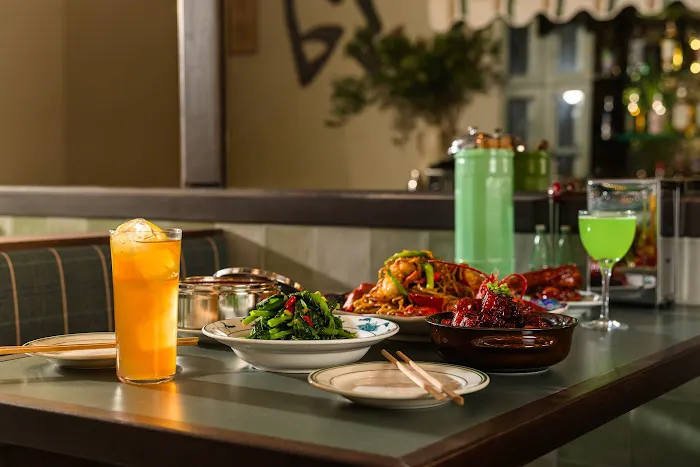Nomad Tea Parlour Picture 6
