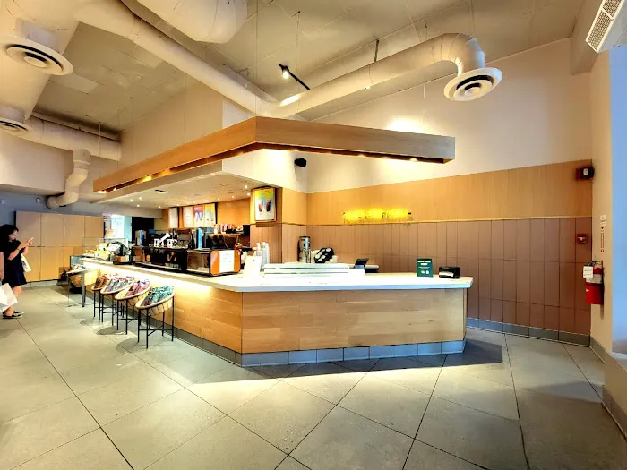 Starbucks Picture 9